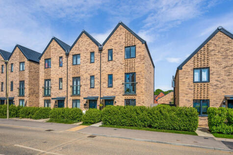 Bluebell Way, Whiteley