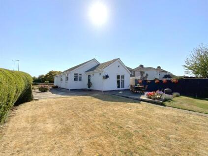 Fairway, Waltham, Grimsby