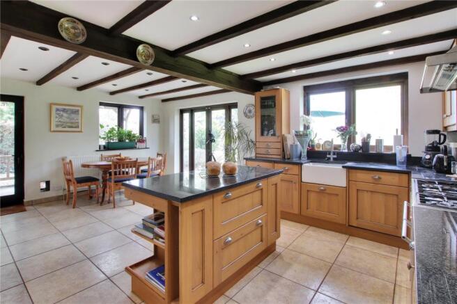 Kitchen/Breakfast Rm
