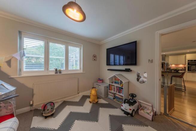 20 Sandington Drive-003.JPG