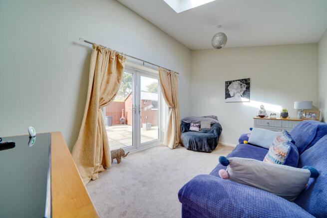Annexe Lounge