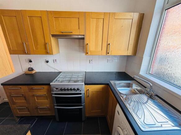 Fitted Kitchen:
