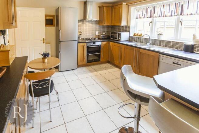 Kitchen/Breakf...