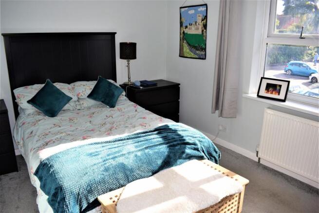 BEDROOM 2