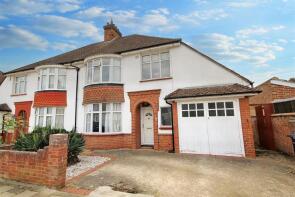 104, Spenser Road, Bedford MK40 2BB