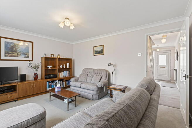 Sapphire Close, Kettering NN15 photo 4