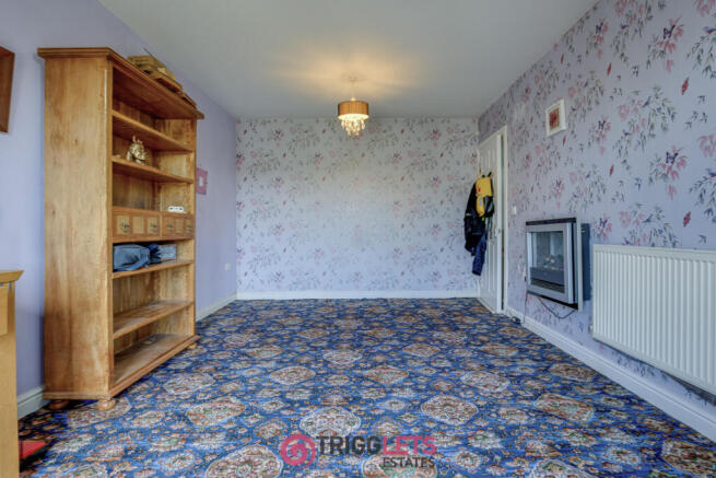 4 bed Detached for sale Image 7