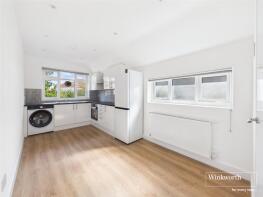 35, Buck Lane, London NW9 0AP
