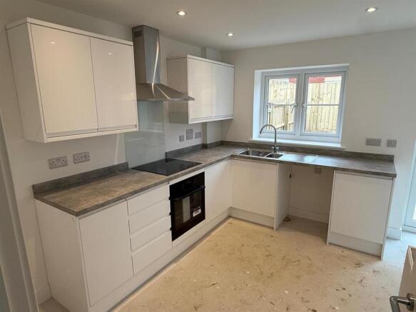 Plot 295 kitchen 1.jpeg