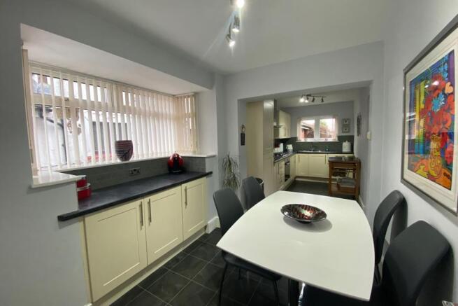 Dining Kitchen