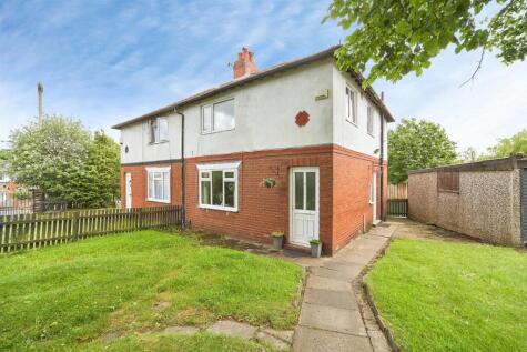 Broadgate Walk, Horsforth, Leeds