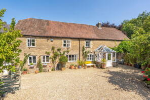 Lowden Manor Barn, Lowden Hill, Chippenham SN15 2BX