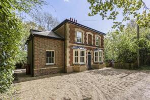 New Park Lodge, Tylers Causeway, Newgate Street, Hertford SG13 8QN
