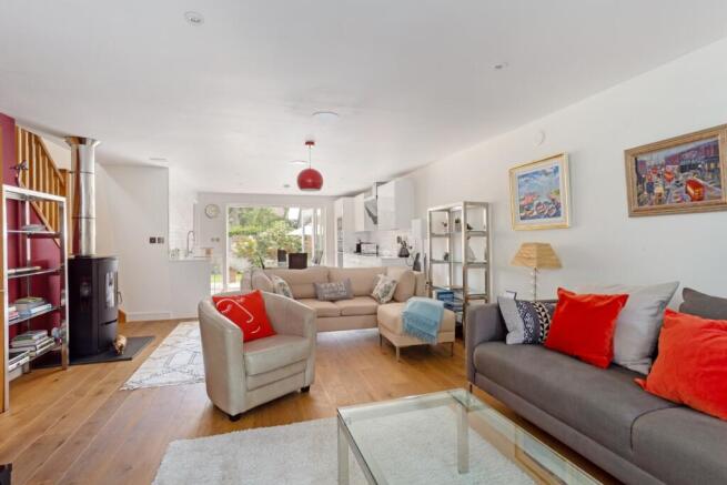 4 Cromwell Garden...