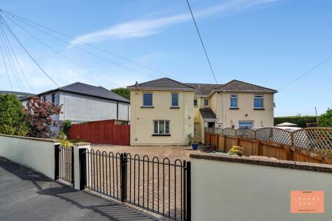 The Crescent, Bedwas, CF83