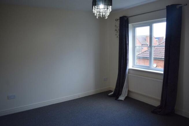 bedroom1.JPG