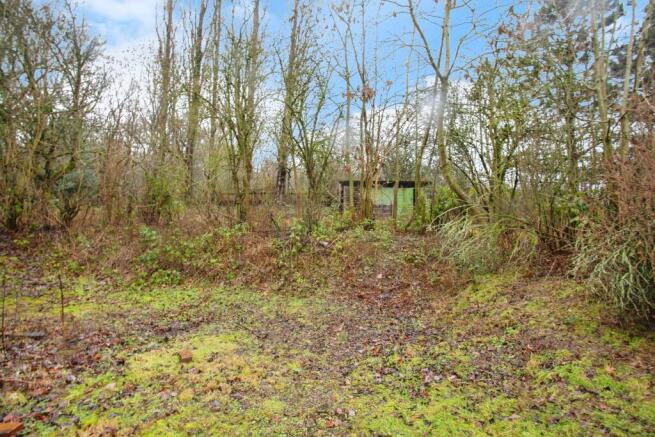 1 bed Detached for sale Image 12