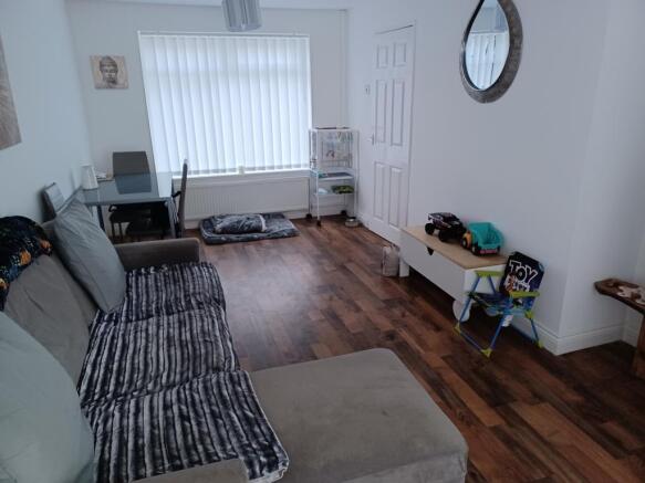 13 Derwent Lounge