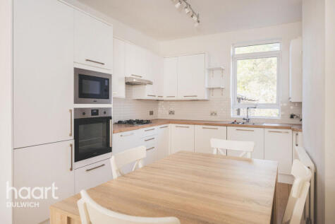 Melbourne Grove, LONDON