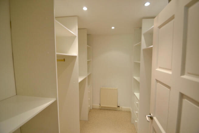 Walk-in Closet