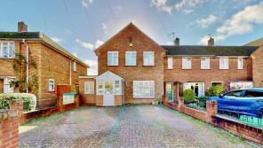 100, The Larches, Uxbridge UB10 0DW