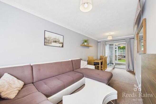 3 bed Semi-Detached for sale Image 9