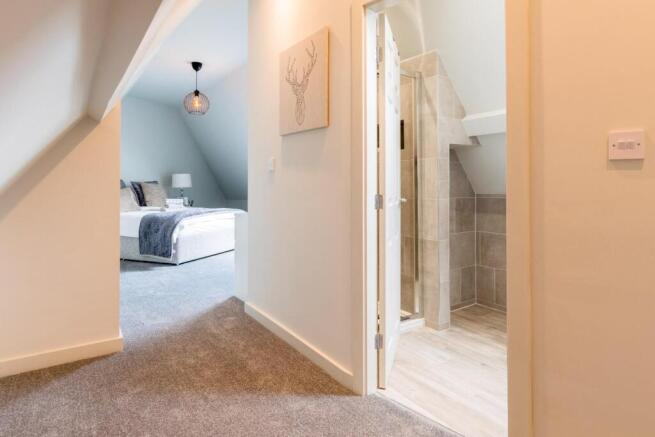 3 bed Semi-Detached for sale Image 11
