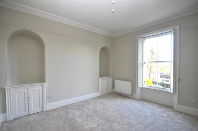 5 bed Terraced to rent Image 11