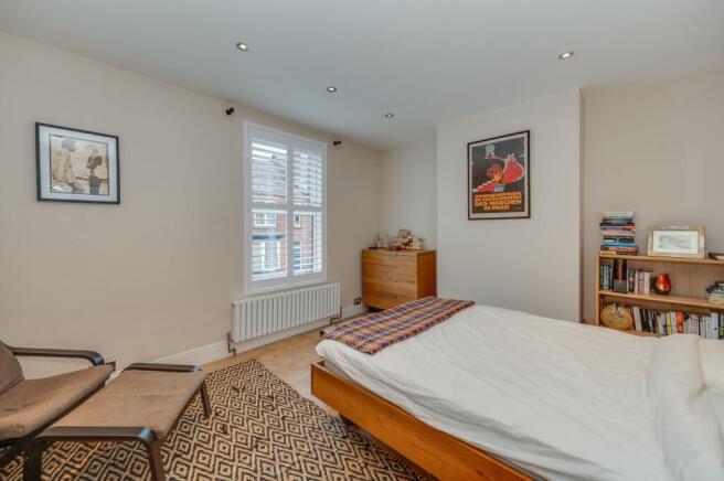 3 bed Terraced for sale Image 12
