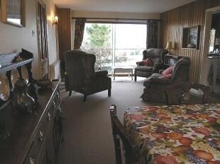 annex sitting room