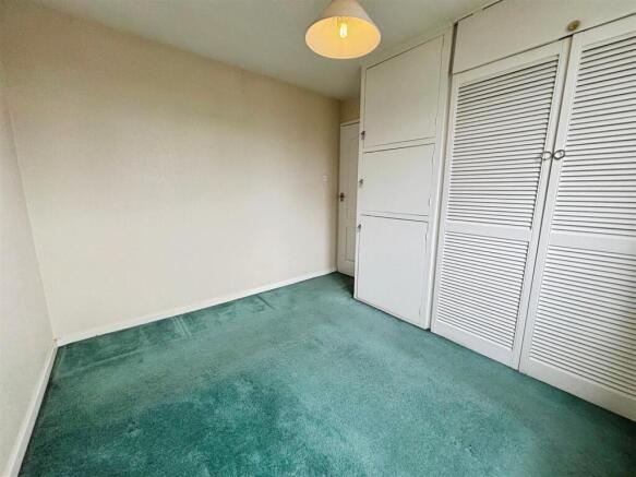 3 bed Semi-Detached for sale Image 12