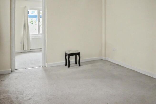 Flat 2, 77 Babington Road, Streatham, London, SW16 6AN