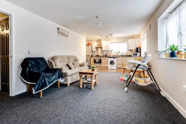 Flat 7 Charles Court, Railway View, Kettering -6.j