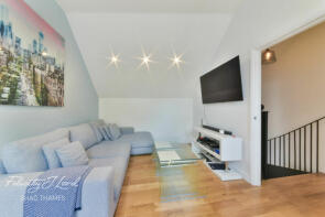 Flat 17, 2, Lafone Street, London SE1 2LT