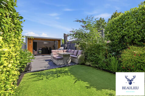 Palmerston Road, Buckhurst Hill,