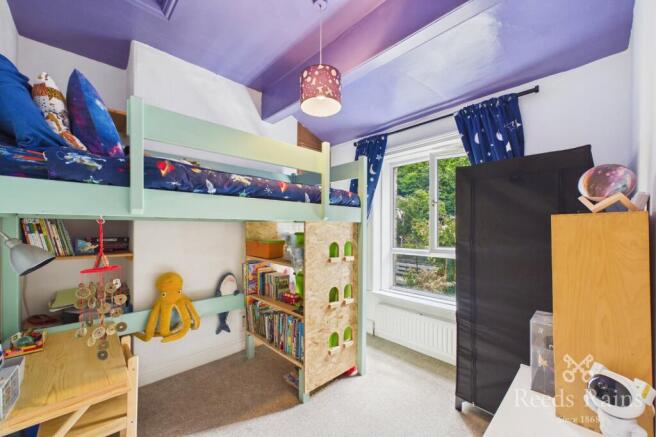 3 bed Terraced for sale Image 10