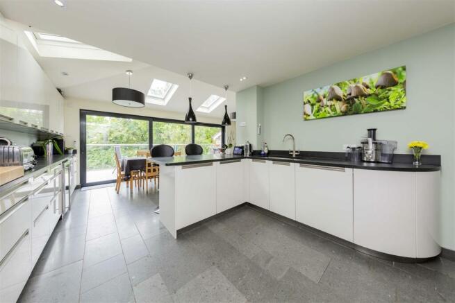 Kitchen/Diner/Living Area