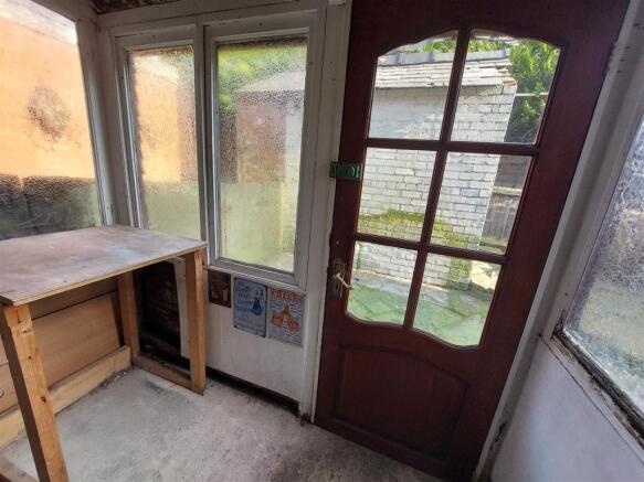 Gorsey Brow Close Utility