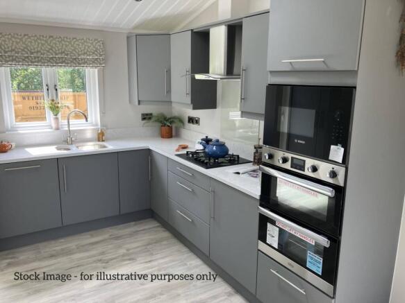 2 bed Park Home for sale Image 8