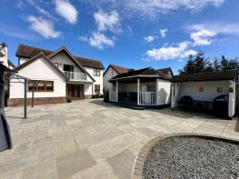 210, Noak Hill Road, Great Burstead, Billericay CM12 9UX