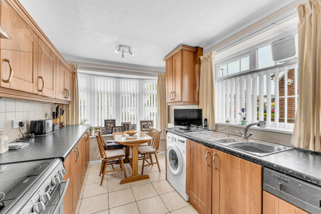 39 NARROW LANE-26