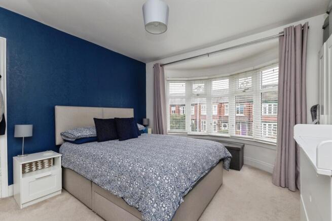 3 bed Terraced for sale Image 11