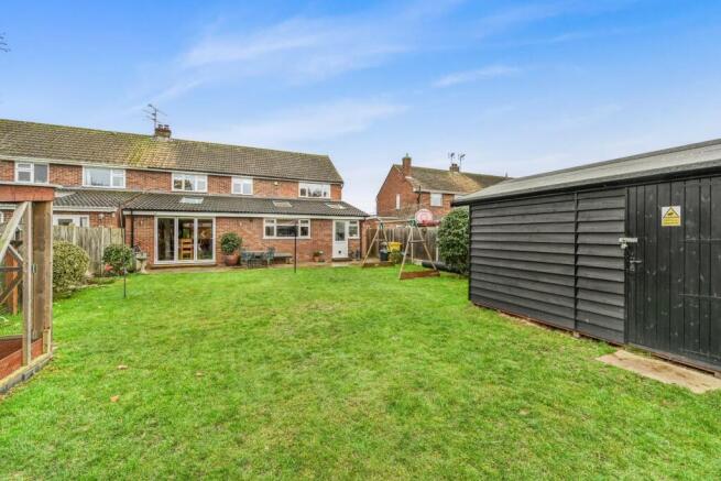 Cressages Close, Felsted, Dunmow photo 4