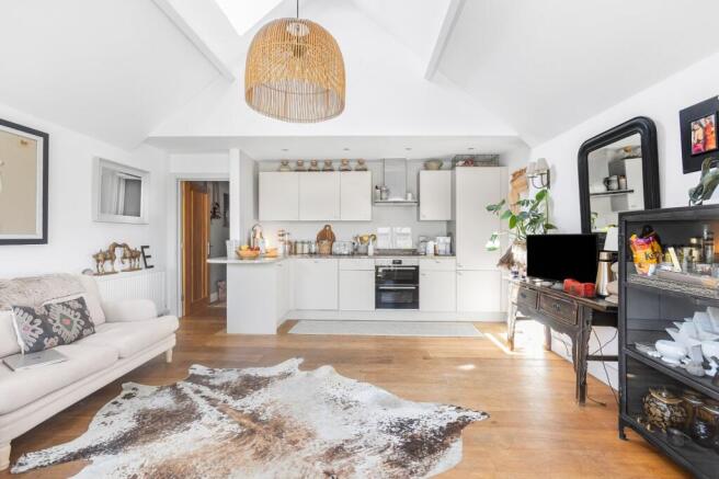Kitchen/Living Area