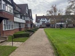 18, Rutland Court, Queens Drive, London W3 0HL