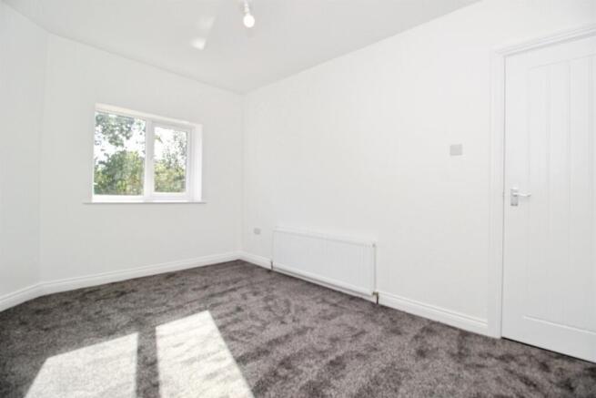 3 bed Semi-Detached for sale Image 12