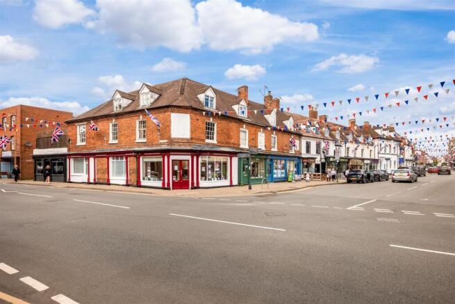 67 High Street 2324-2.jpg