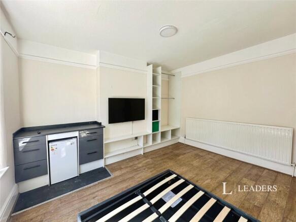 Bedroom (3)