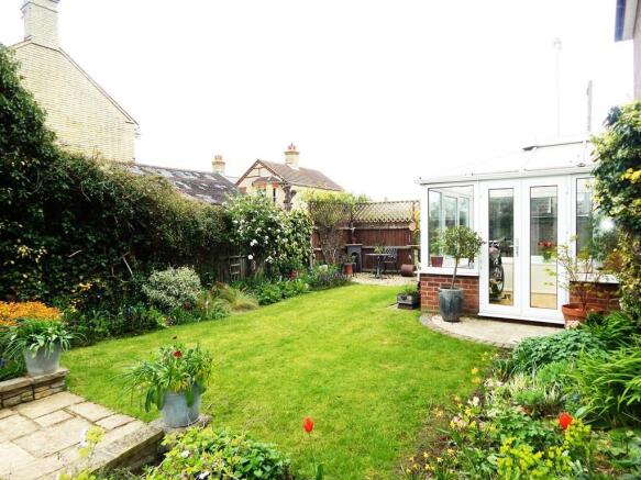 GARDEN 4 USE.jpg