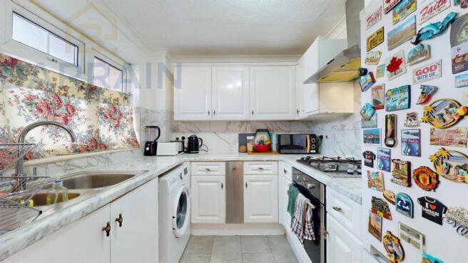 New fitted kitchen at beckton for sale at E6 by Ba